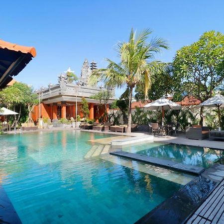 Adi Dharma Hotel Legian Экстерьер фото