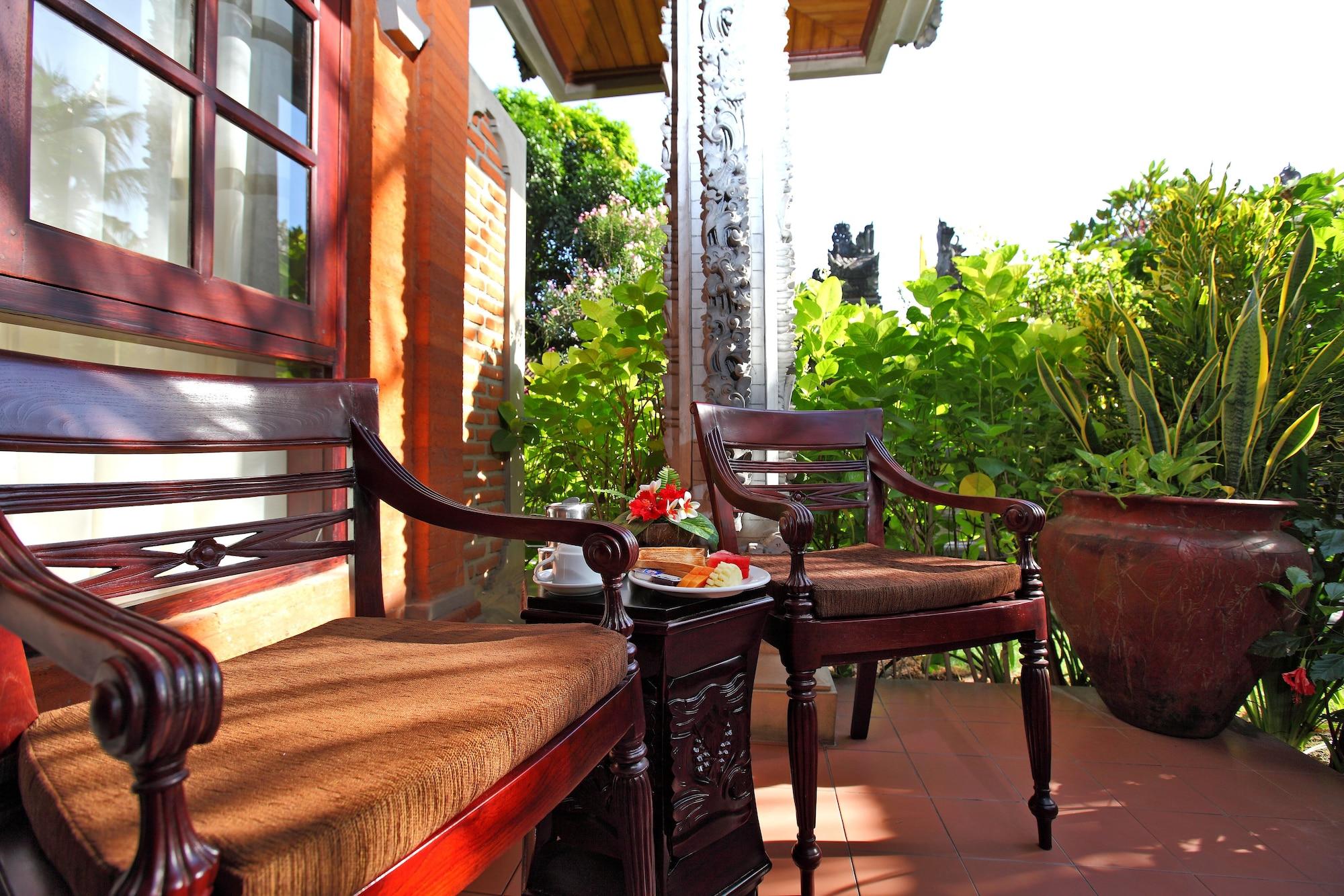 Adi Dharma Hotel Legian Экстерьер фото