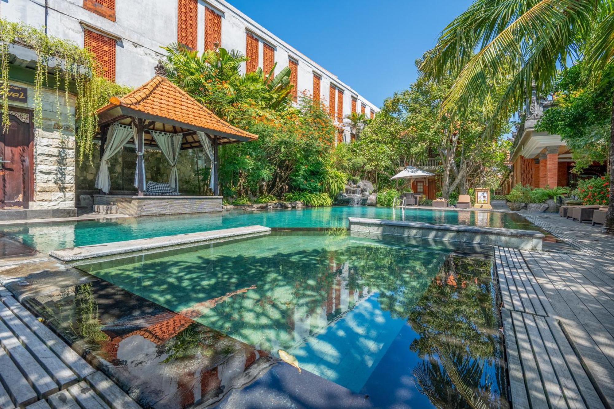 Adi Dharma Hotel Legian Экстерьер фото