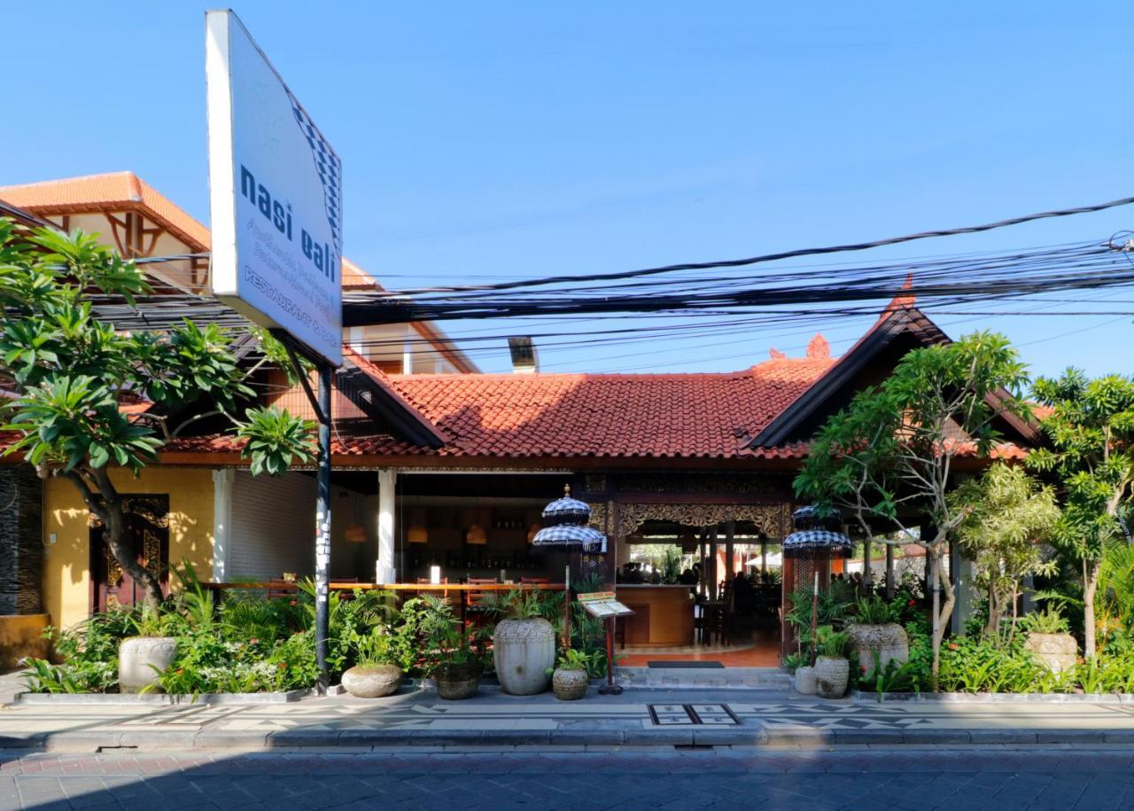 Adi Dharma Hotel Legian Экстерьер фото